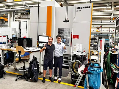 Machine à rectifier les engrenages Liebherr