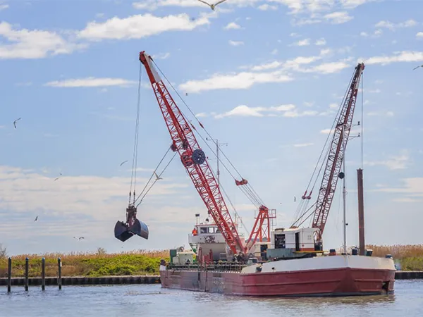Réducteurs industriels et réducteurs de vitesse pour applications marines et offshore