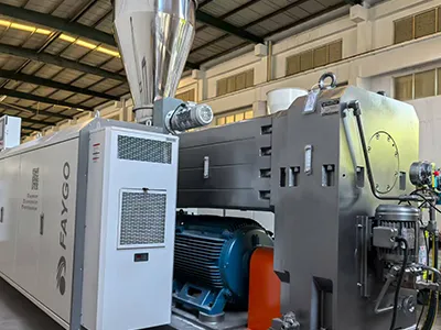 Réducteurs série CORP Pour extrudeuse deux vis contrarotative parallèle