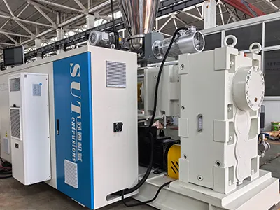 Réducteurs série CORC Pour extrudeuse bi-vis contrarotative conique