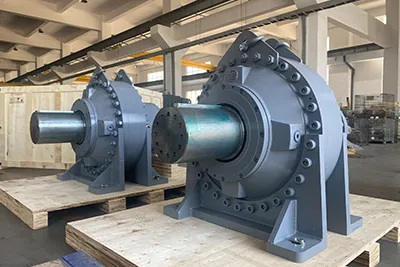 Réducteur planétaire pour engins de chantier